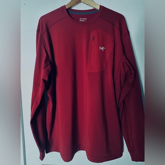 ARCTERYX MENS XL RHO LT CREW NECK BASELAYER RED. MOISTURE WICKING NEVER WORN - Picture 10 of 15